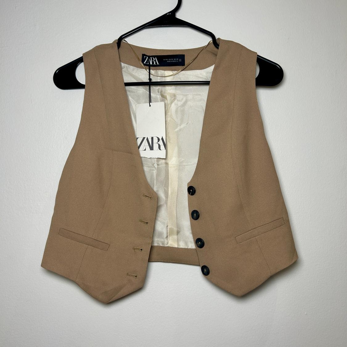 TAILORED SHORT WAISTCOAT