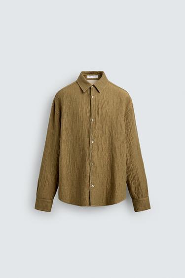 SOBRECAMISA EFECTO ARRUGADO - oliva de Zara