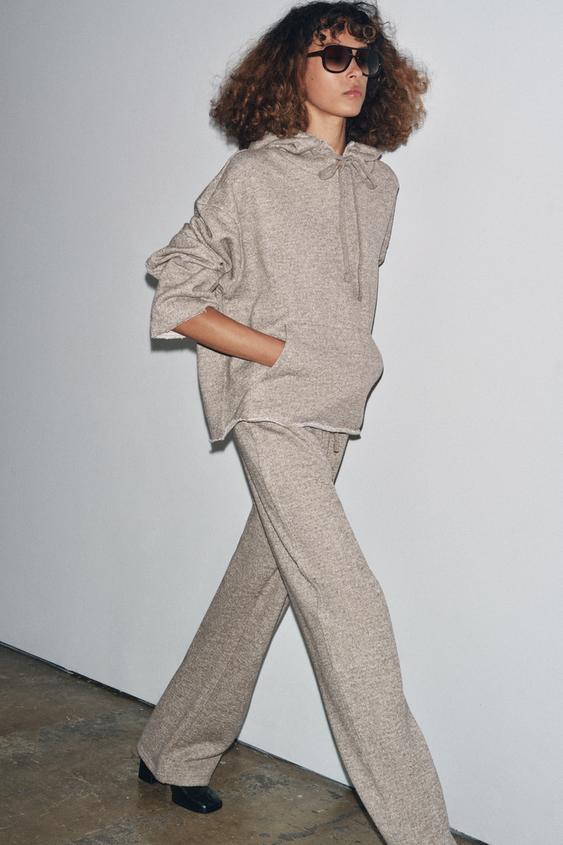 SWEAT RUSTIQUE À CAPUCHE