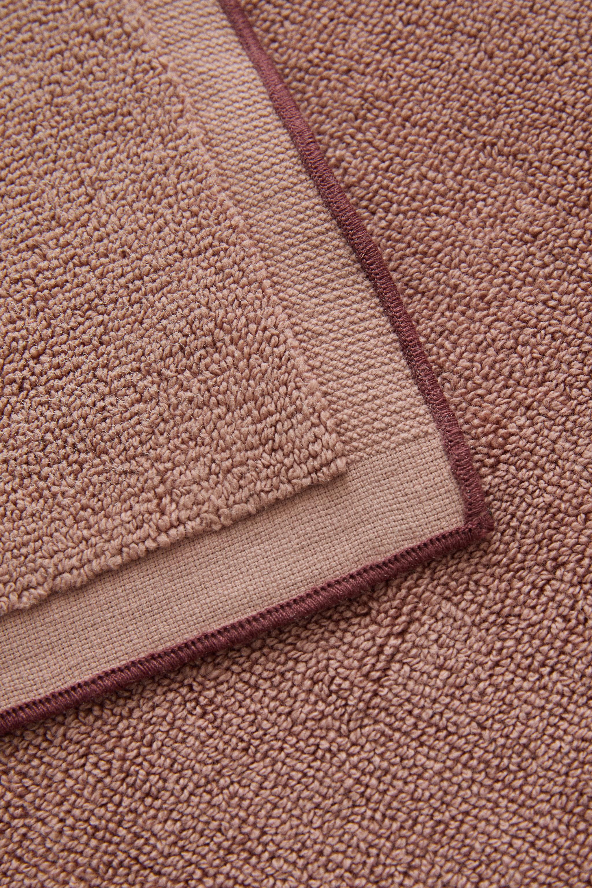 OVERLOCK COTTON BATH MAT