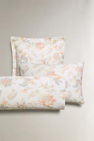 FLORAL PRINT SATEEN PILLOWCASE - Ecru by Zara - Image 0