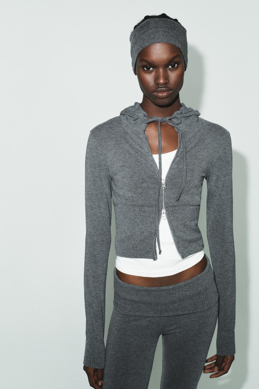 SEAMLESS CROPPED SWEATSHIRT - image 2
