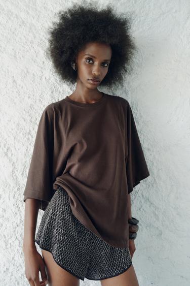 ХЛОПКОВАЯ ФУТБОЛКА С РУКАВАМИ КИМОНО — ШОКОЛАДНЫЙ от Zara — изображение 0