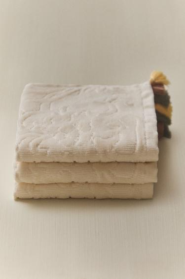 PACK OF HAND TOWELS WITH TASSELS (PACK OF 3) - Ivory by Zara