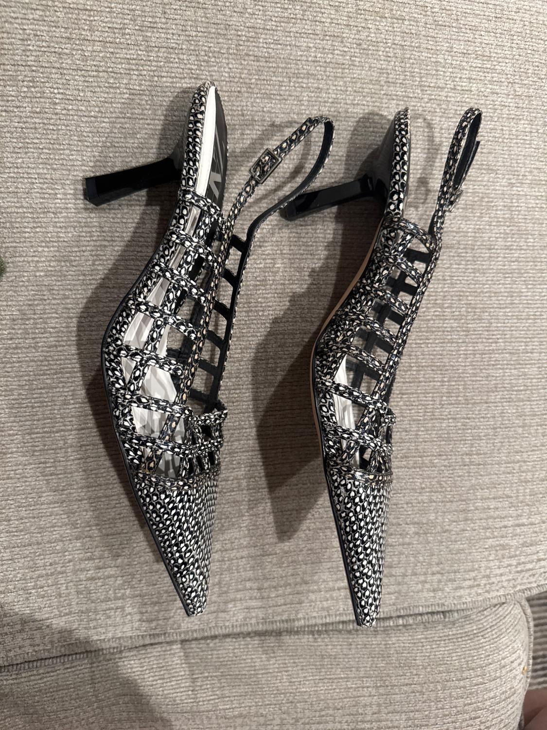 SNAKE PRINT SLING BACK KITTEN HEELS - Image 5