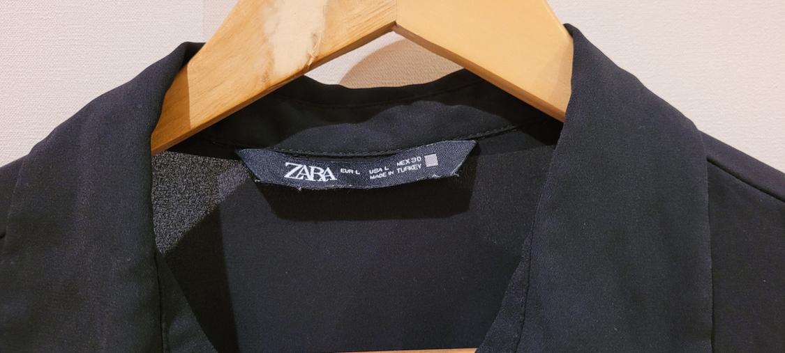 CAMISA NEGRA CON RIBETE EN CRUDO - Image 3