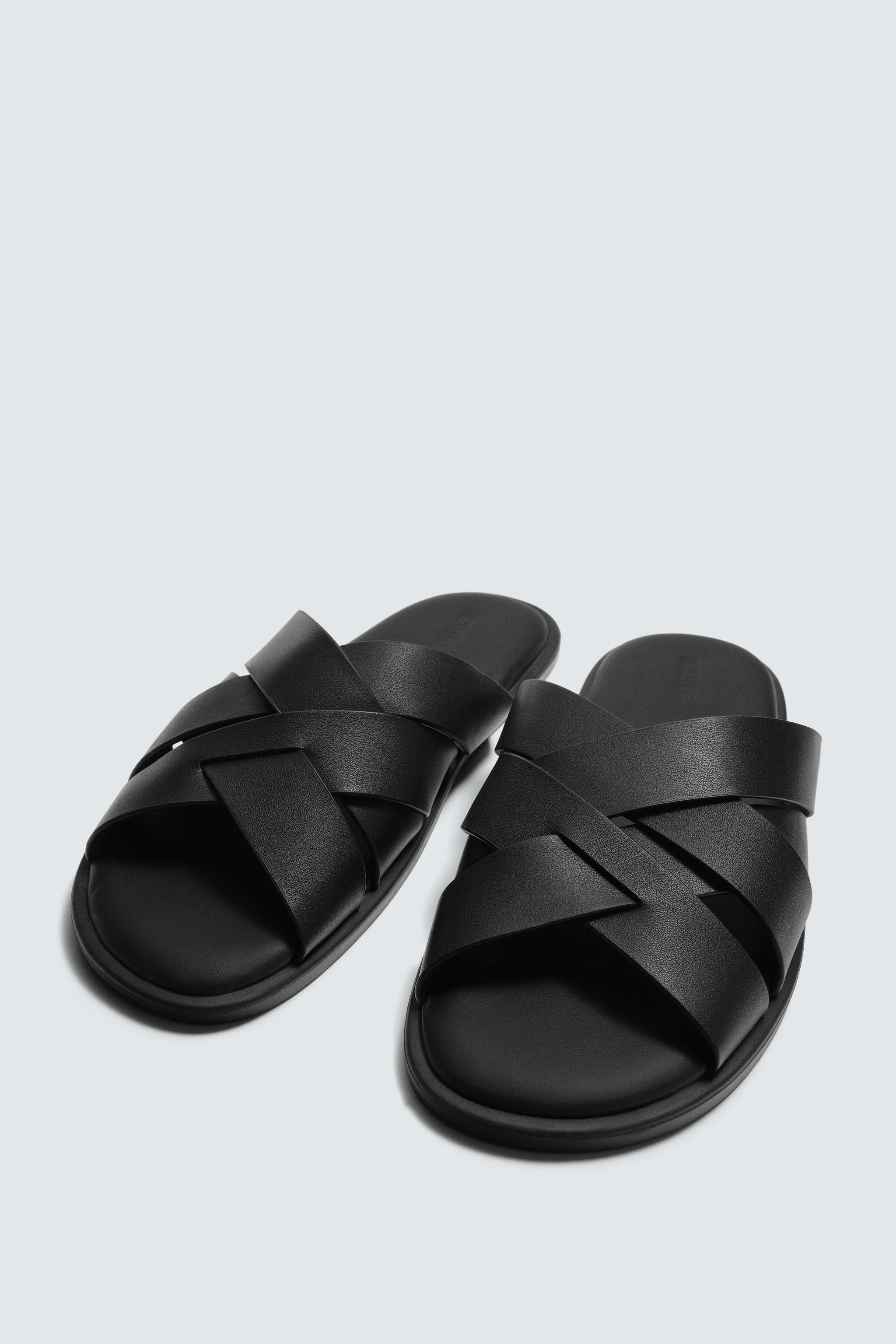 LEATHER STRAPPY SANDALS