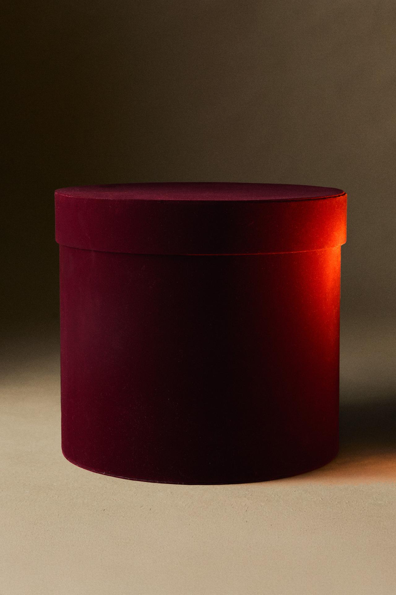 CHRISTMAS VELVET ROUND BOX — Red