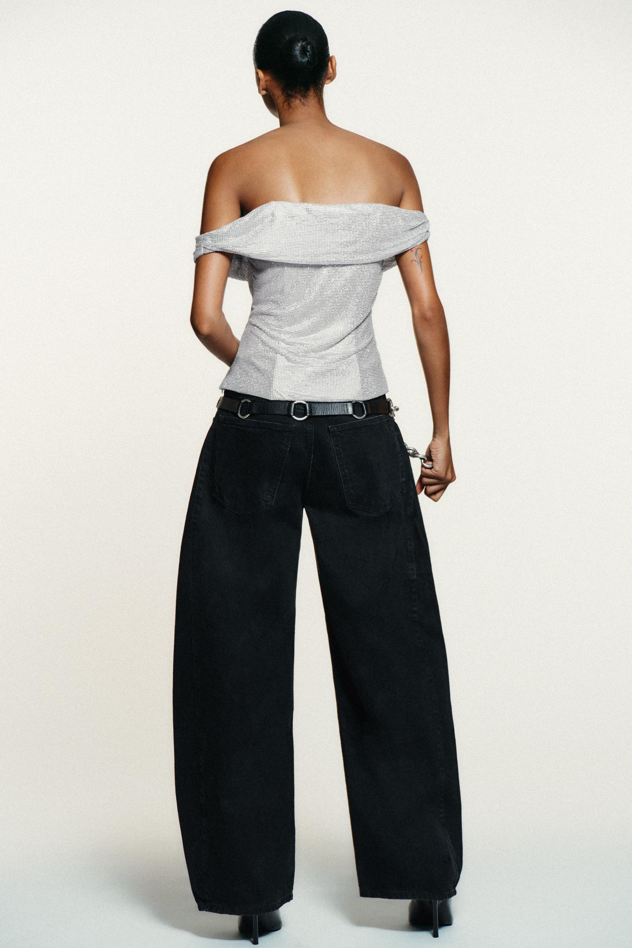 TOP EN MESH DRAPÉ STRASS