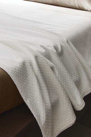 Zara BEDSPREAD WITH POLKA DOT DESIGN - White