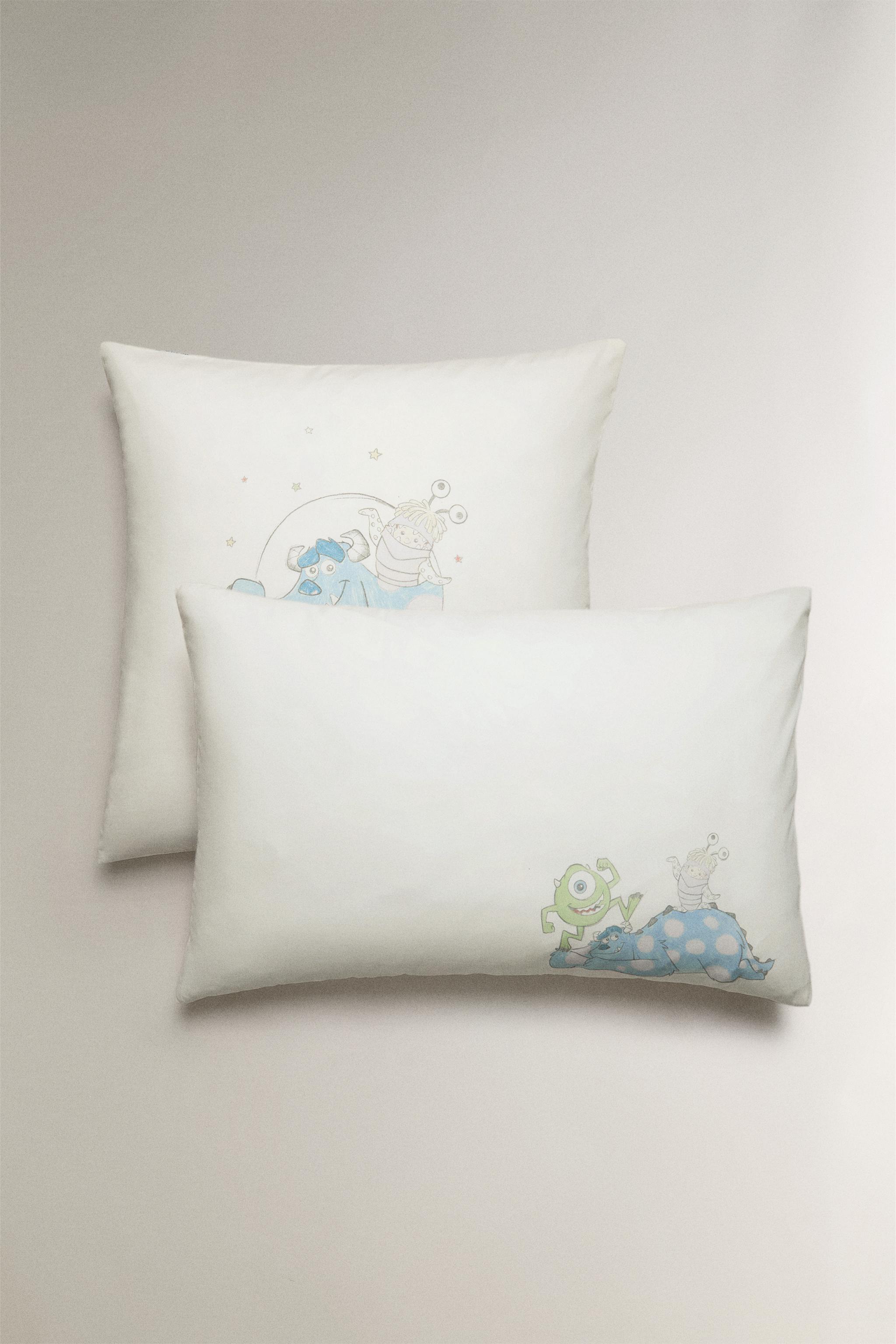 KIDS REVERSIBLE MONSTERS, INC. ©DISNEY/PIXAR PILLOWCASE