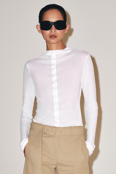 Zara BUTTONED HIGH NECK T-SHIRT - White
