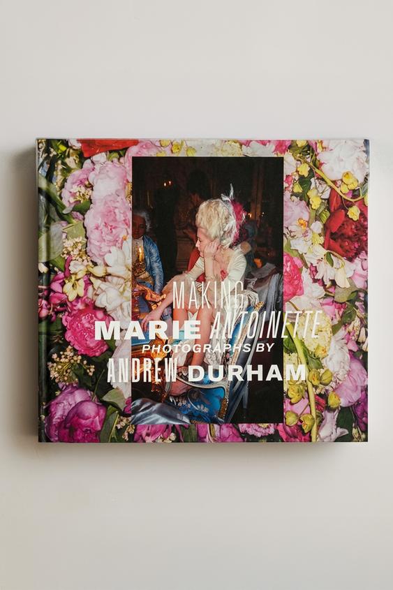 LIVRE THE MAKING OF MARIE ANTOINETTE - Rose pâle de Zara - Image 0
