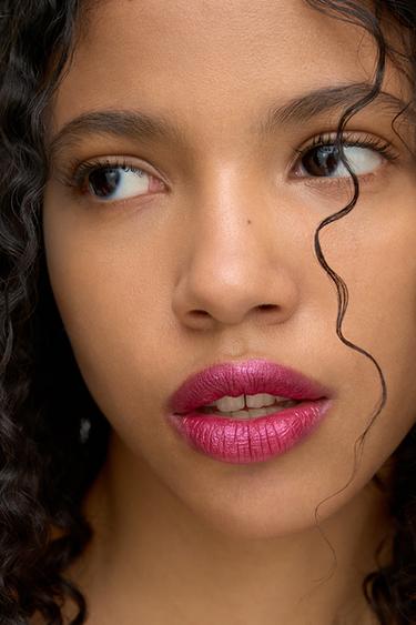 SPARKLE PRESS-ON LIPS -  by Zara - Image 2