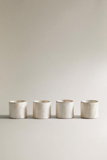 PACK OF MOTHER-OF-PEARL NAPKIN RINGS (PACK OF 4) - Light beige by Zara