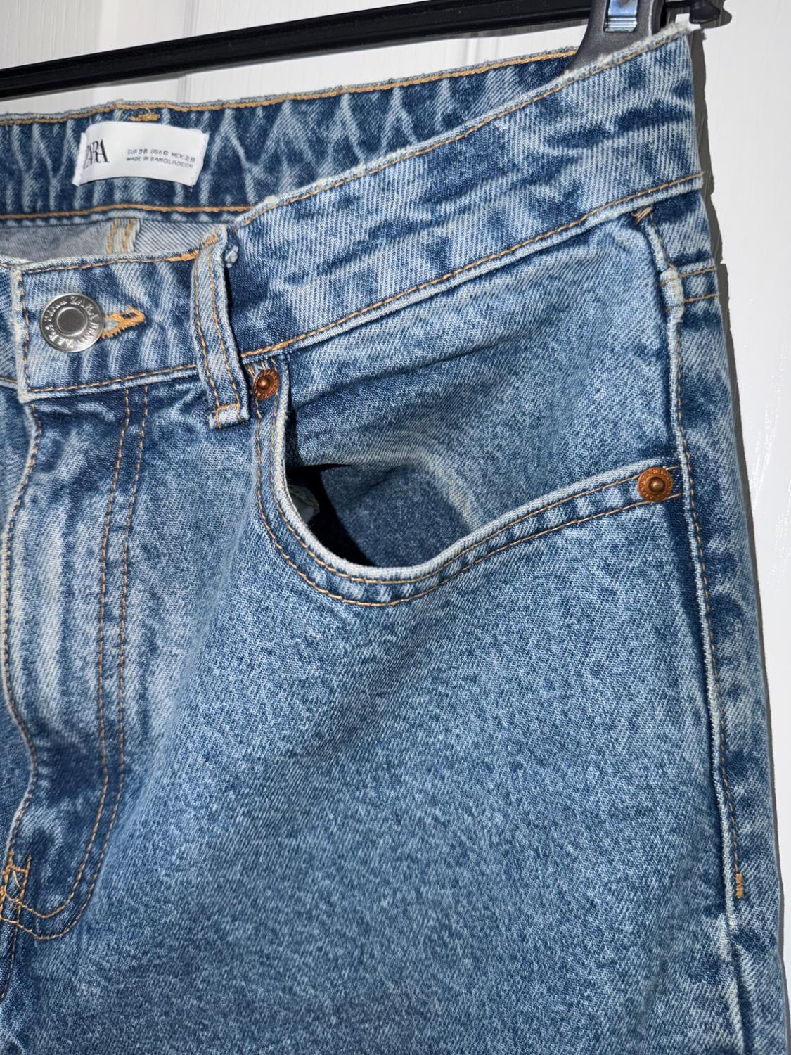 Z1975 MOM-FIT HIGH-WAIST JEANS - Image 4