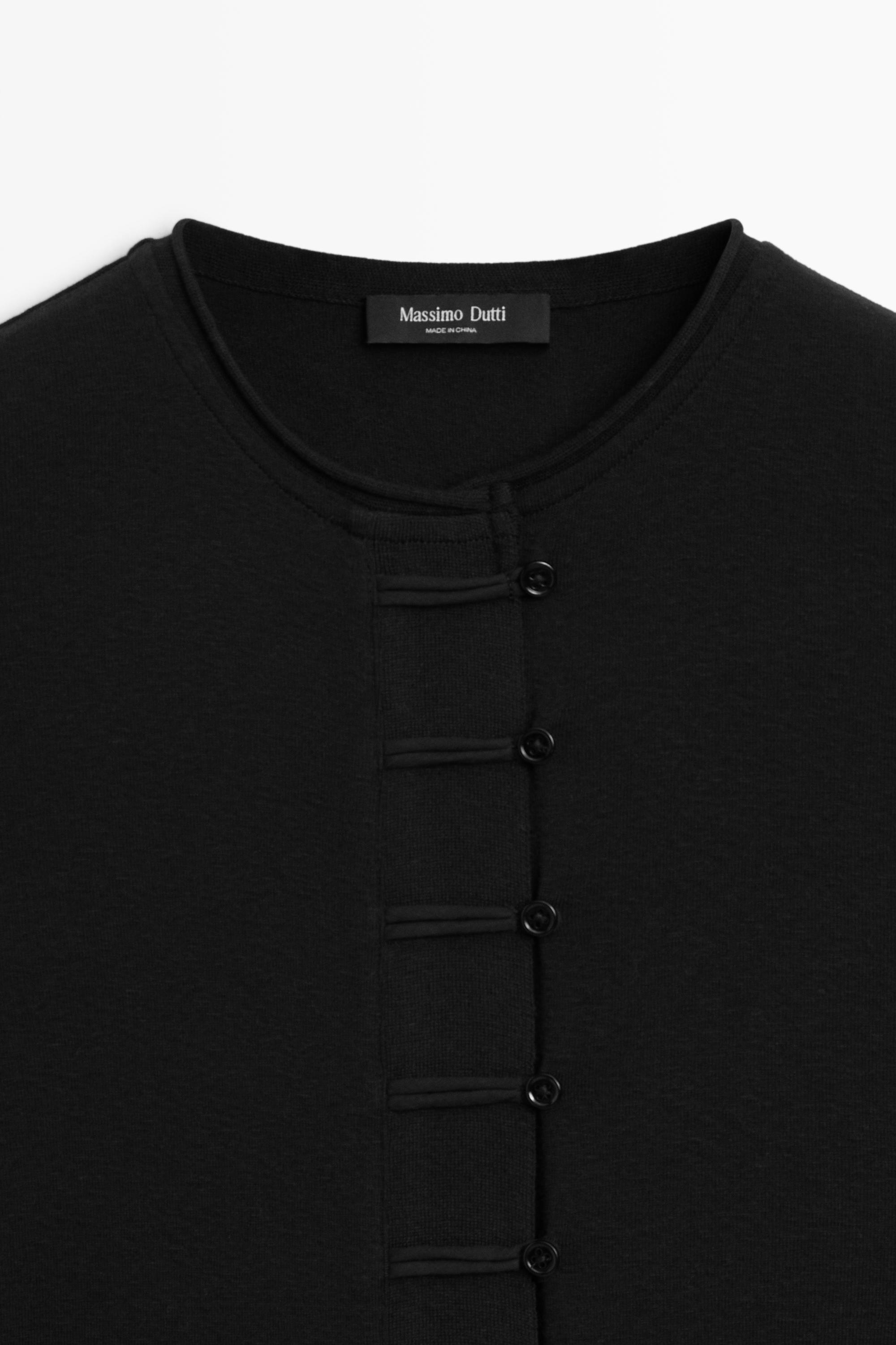 Cotton blend T-shirt with button detail