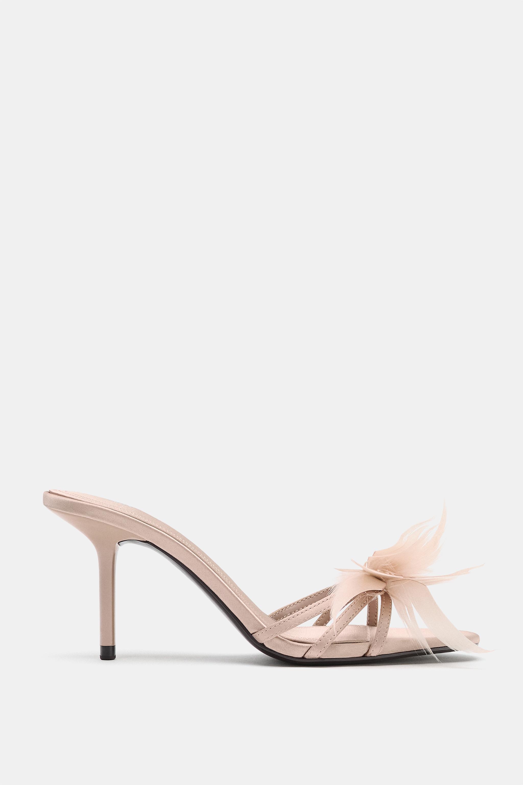 Женские сандалии Zara FEATHER DETAIL HEELED SANDALS — фото 4