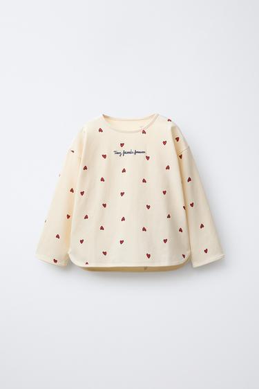 CAMISETA ESTAMPADA CORAZONES TEXTO BORDADO - Crudo de Zara