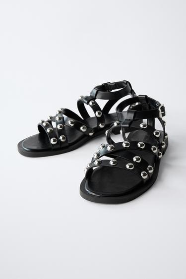 SANDALES À CLOUS - Noir de Zara - Image 2