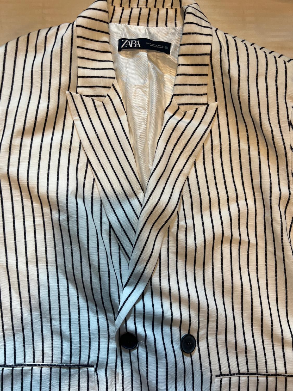 OVERSIZED STRIPED BLAZER - Image 3