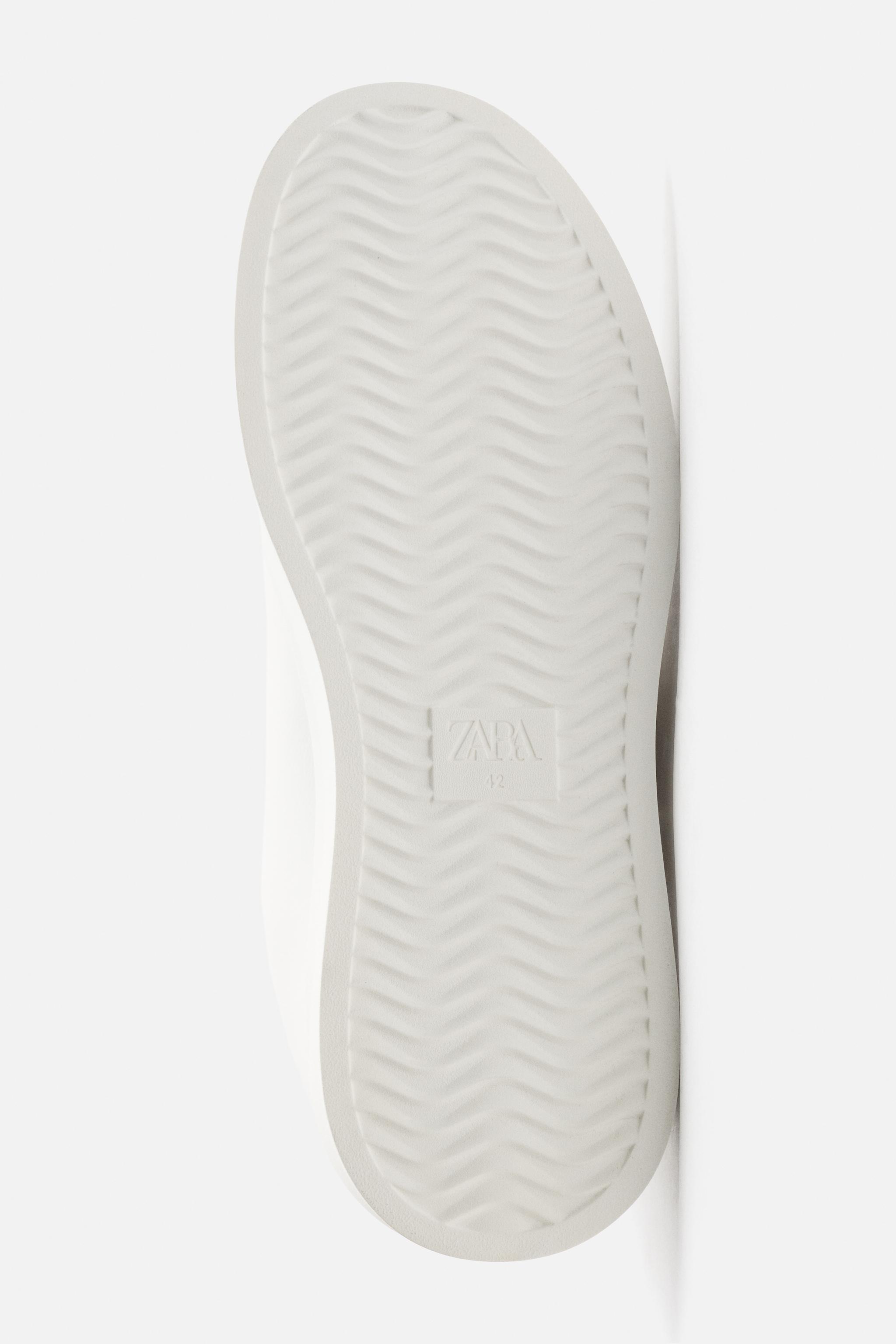 MONOCHROME THICK SOLE SNEAKERS