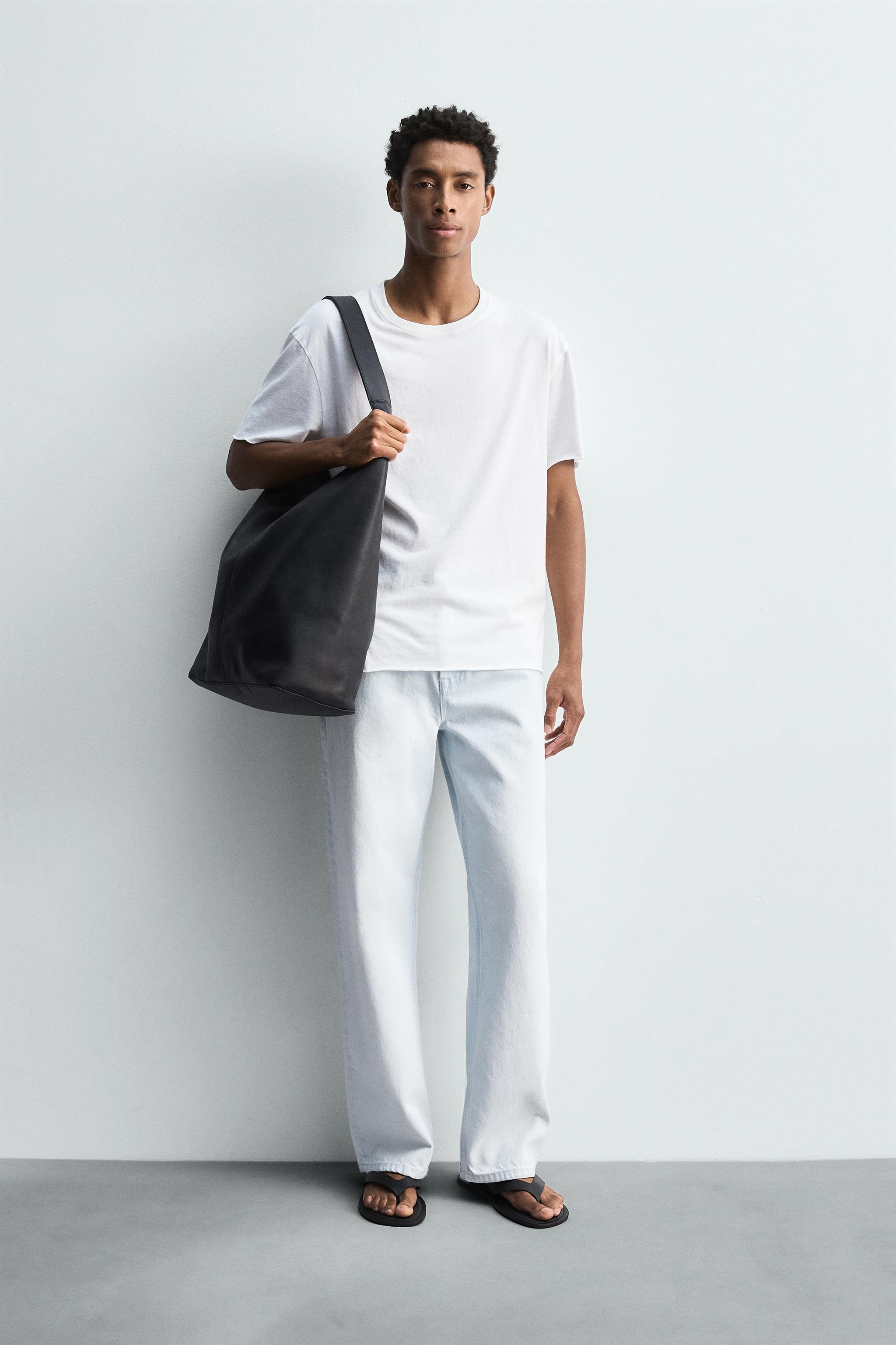 equal Tシャツ LIGHTWEIGHT T-SHIRT WITH IRREGULAR FINISH - White | ZARA