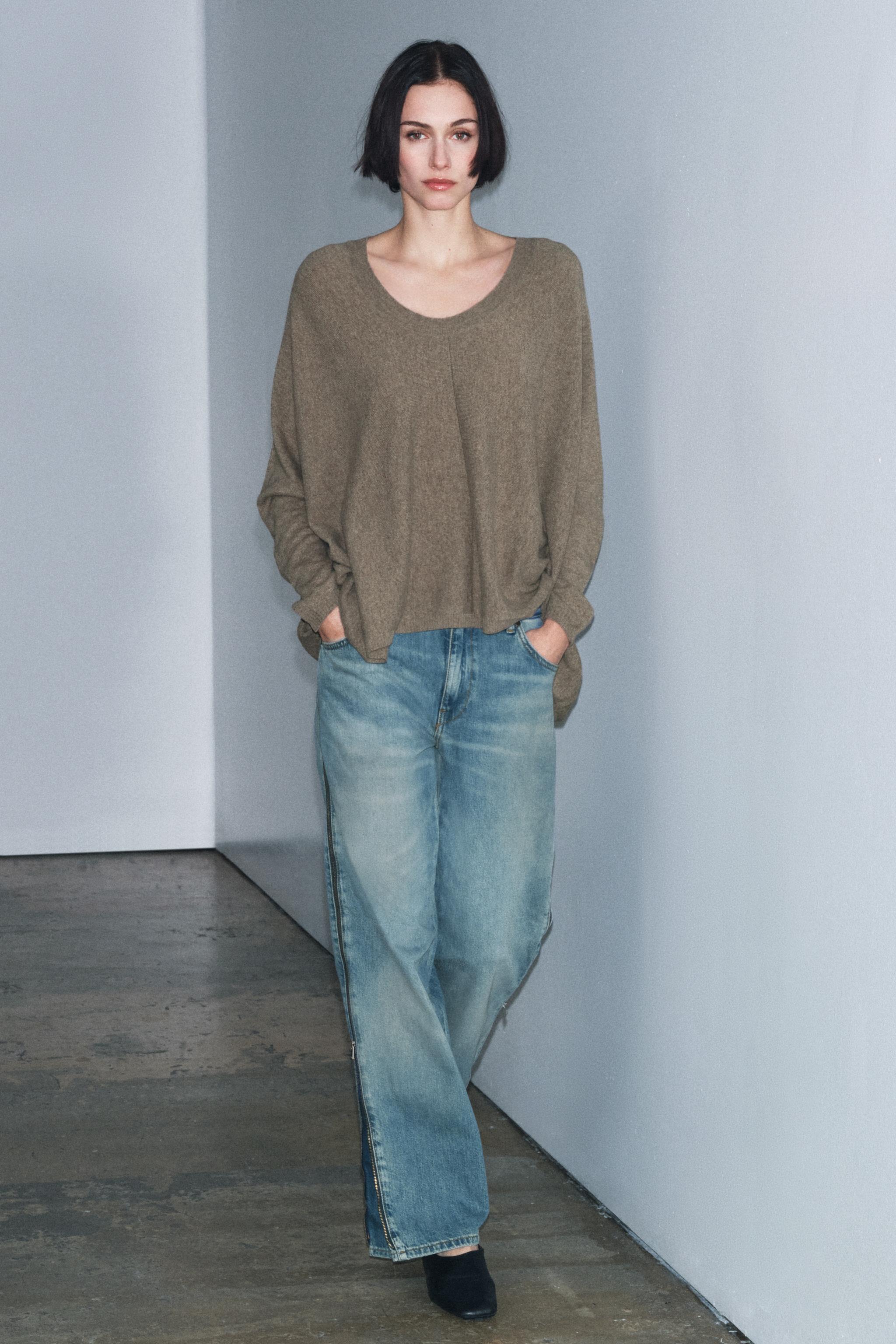 Pull Débardeur OVERSIZE ZARA - Couleur Bleu/Blanc Cassé - Taille S (36) - Occasion Très Bon État