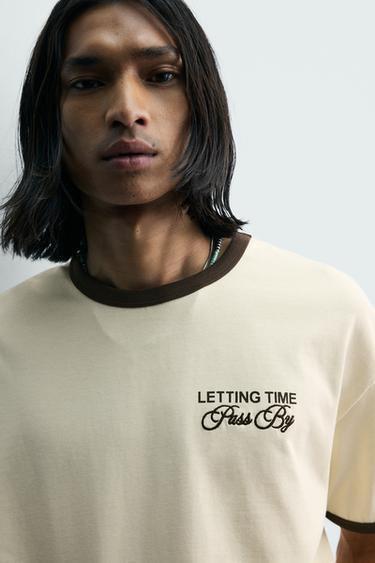 T-SHIRT CÔTELÉ INSCRIPTIONS CONTRASTÉES - Jaune clair de Zara - Image 4