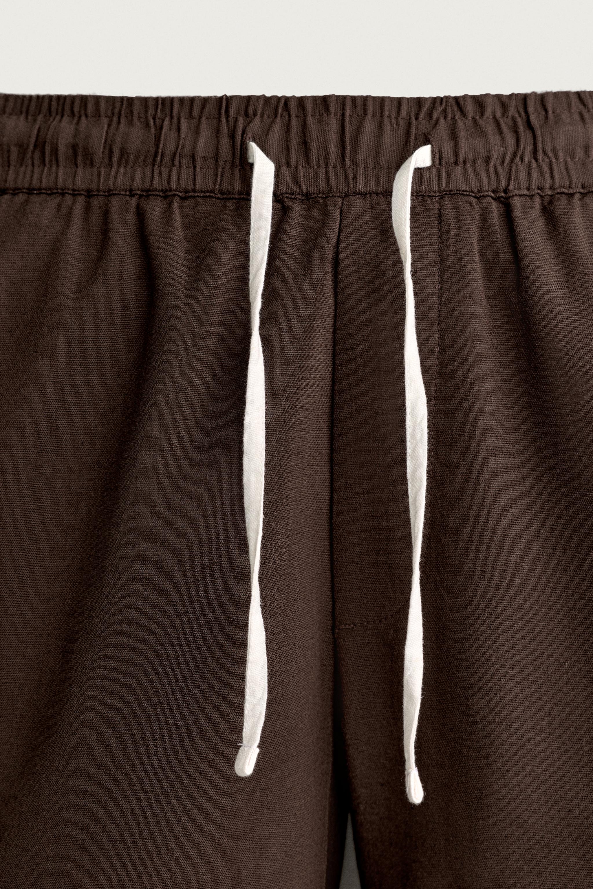 CONTRAST HEM SHORTS