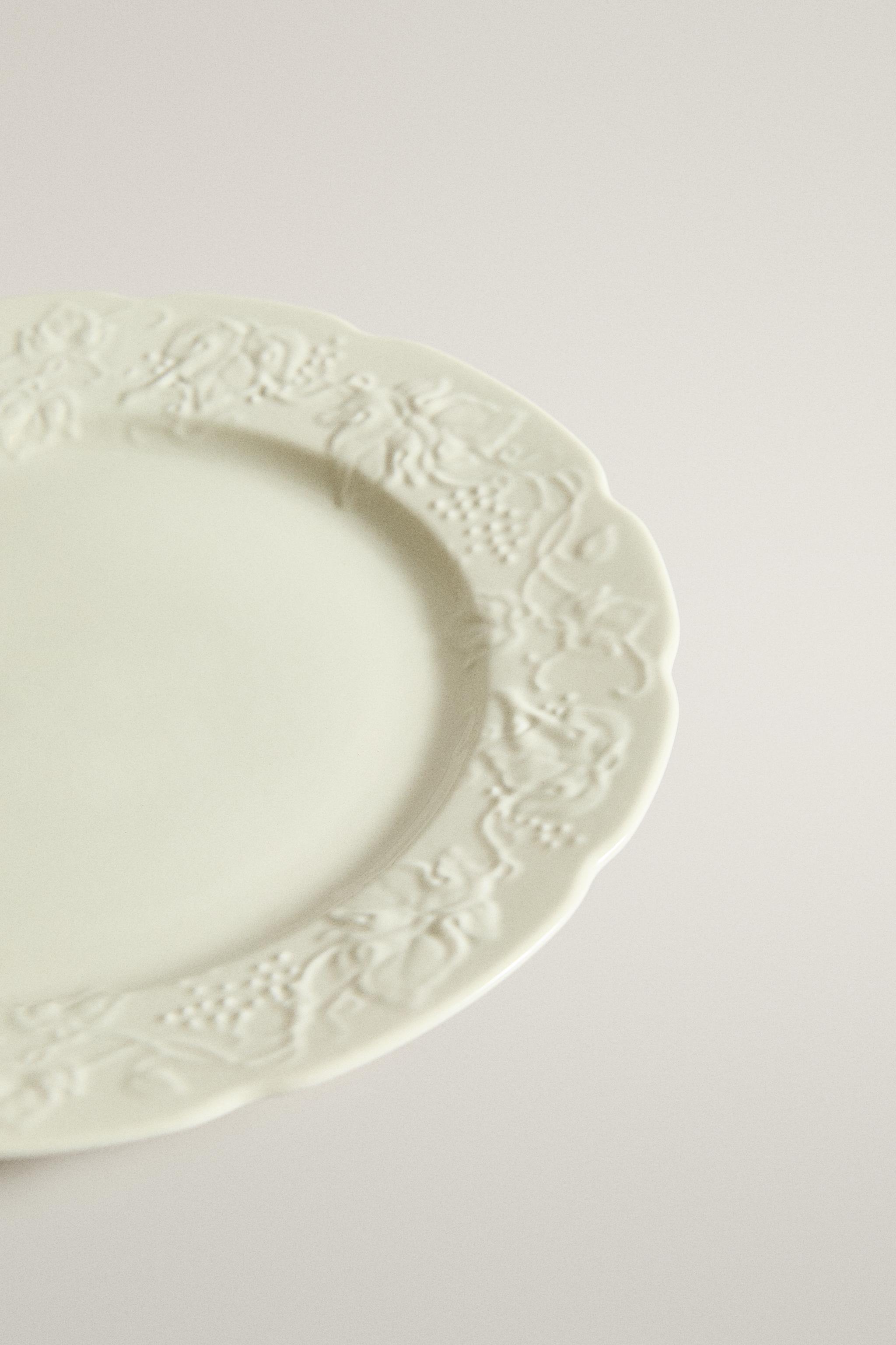 GRAPE PORCELAIN DESSERT PLATE