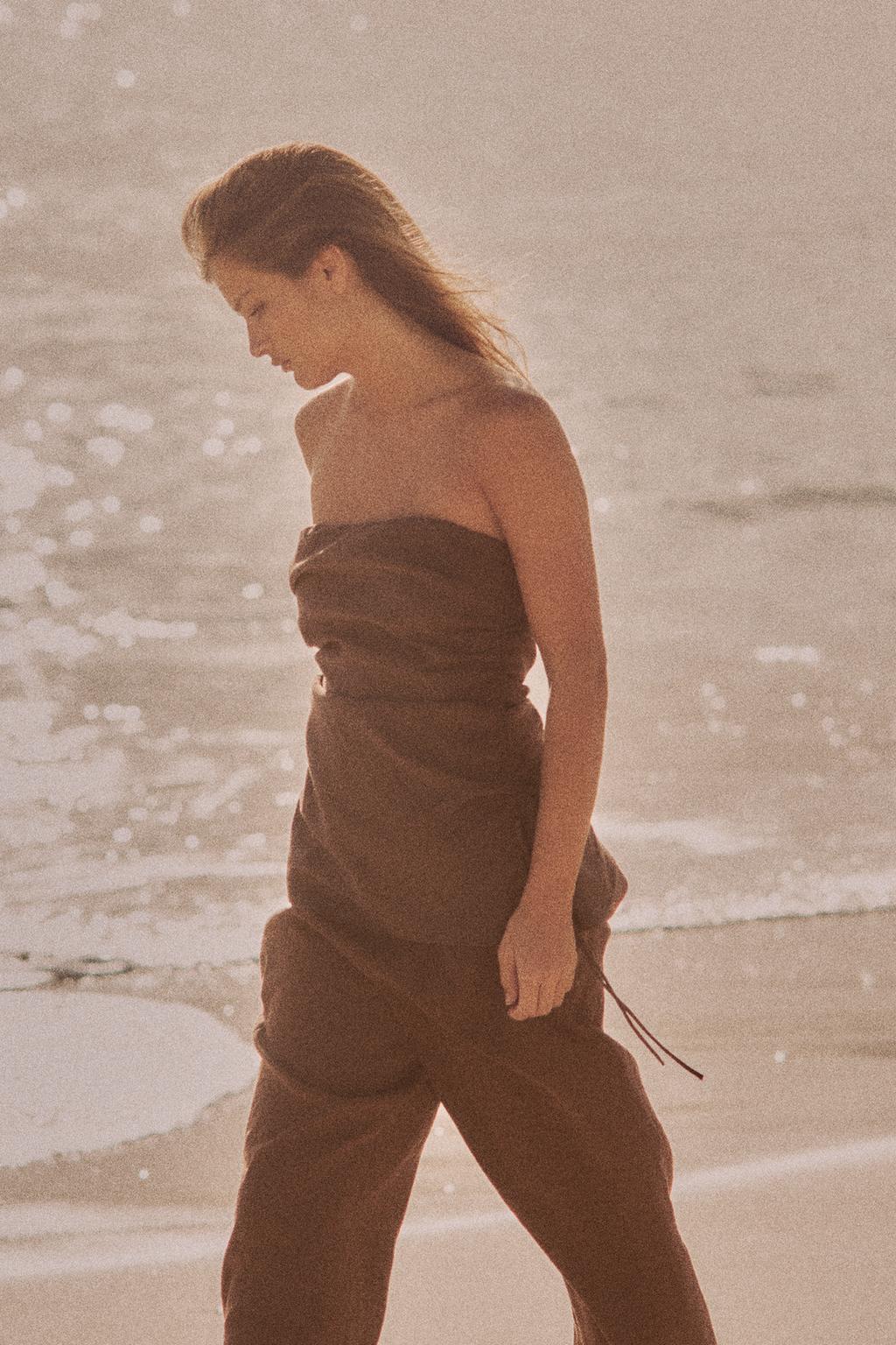 FLOWY TUBE TOP