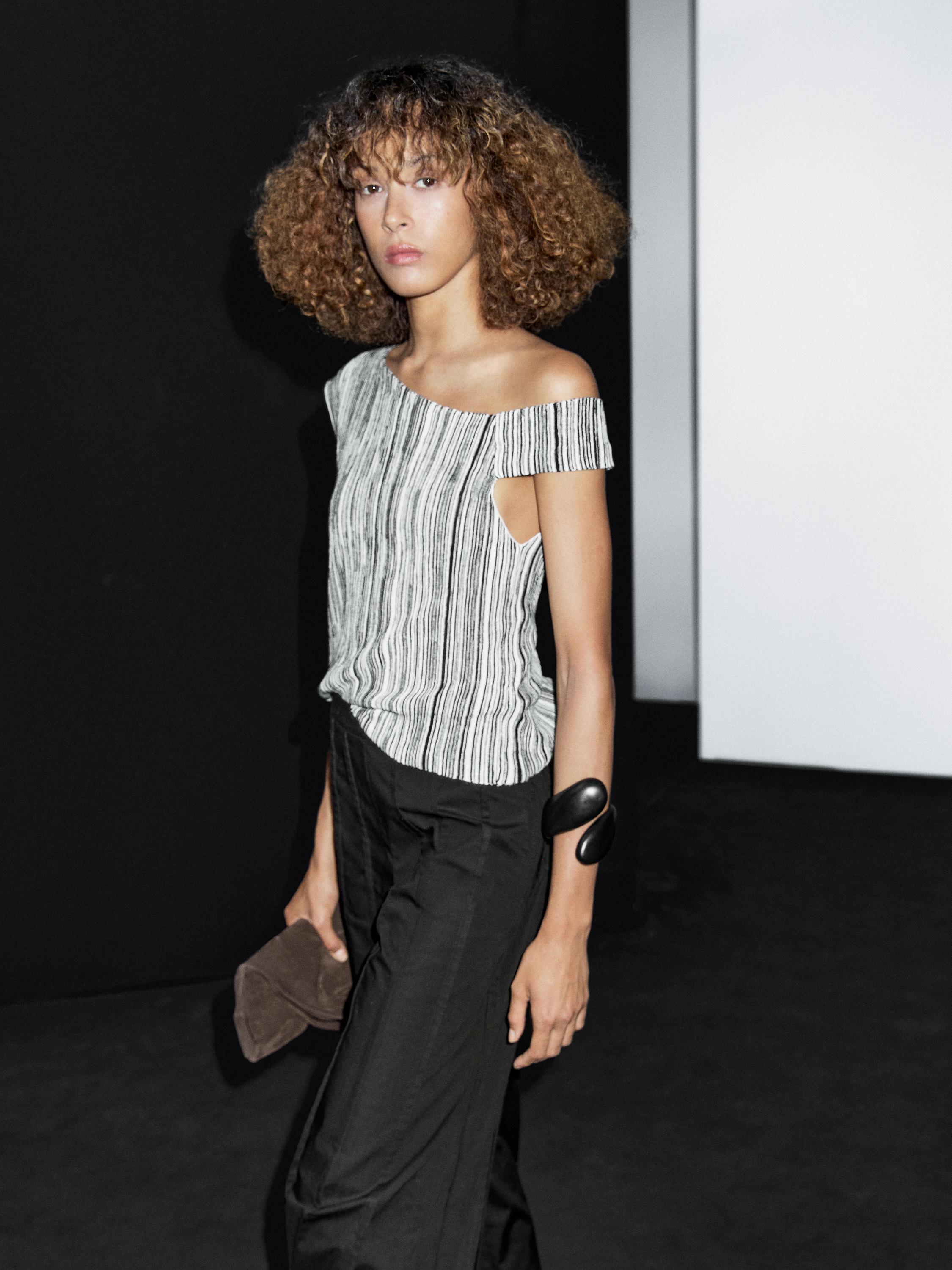 Pantalon large coutures apparentes