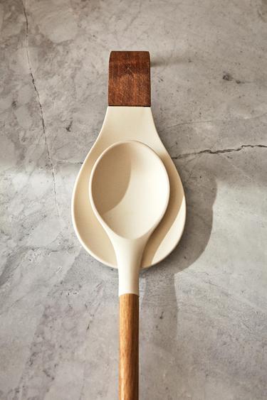 WOOD AND SILICONE SPOON REST - Cream by Zara - Image 6