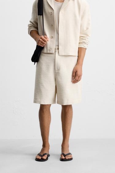 BERMUDA STRUCTURÉ - Beige de Zara - Image 1