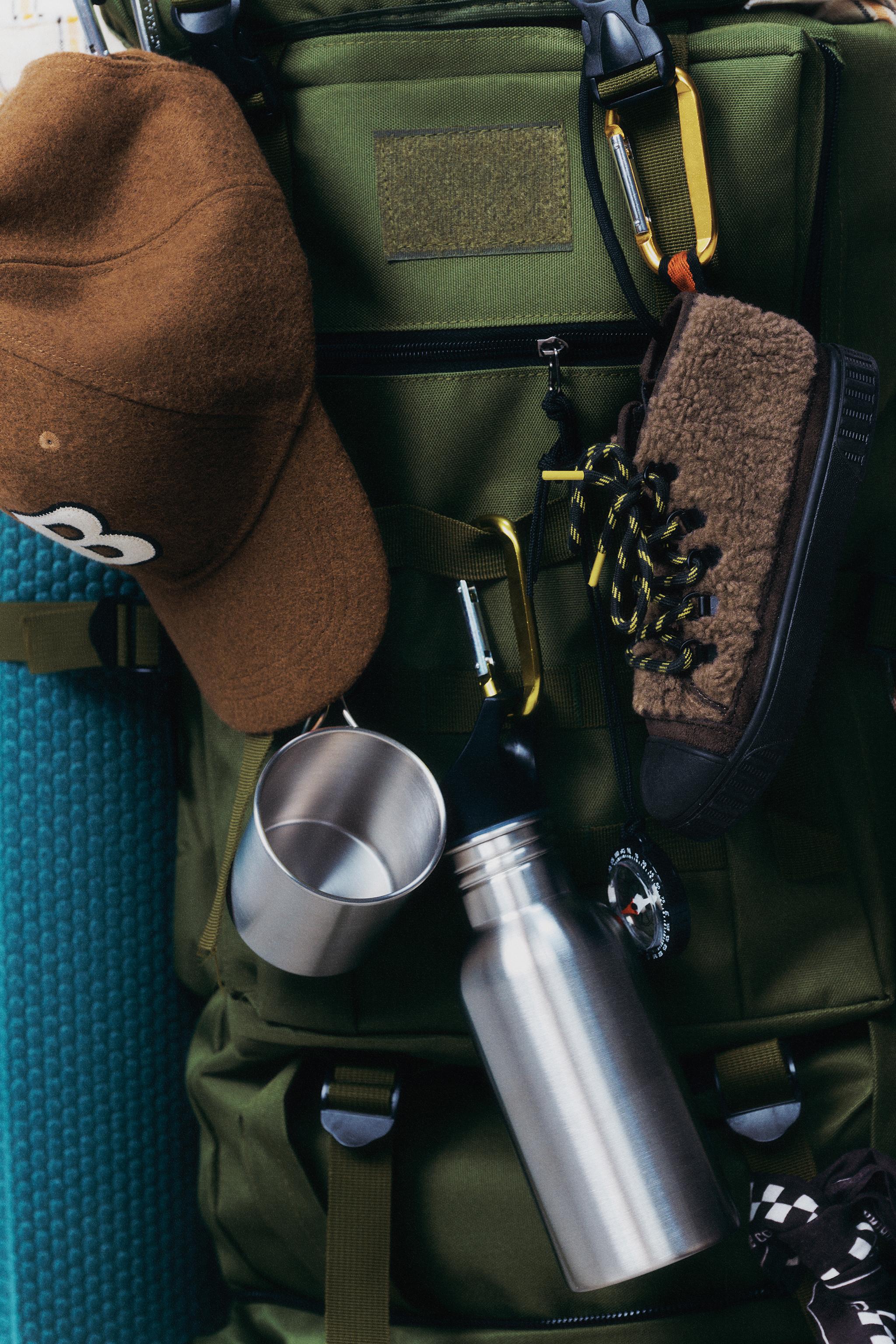 FLEECE HIGH-TOP SNEAKERS