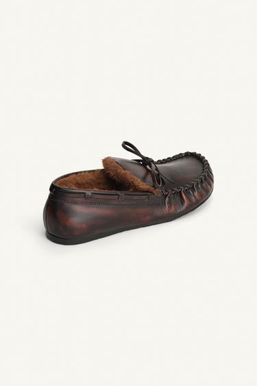 MOCASSINS EN CUIR ÉDITION LIMITÉE - Marron de Zara - Image 3