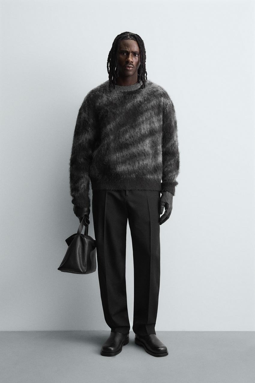 ブラッシュドジャカードセーター - ブラック | ZARA Japan / 日本