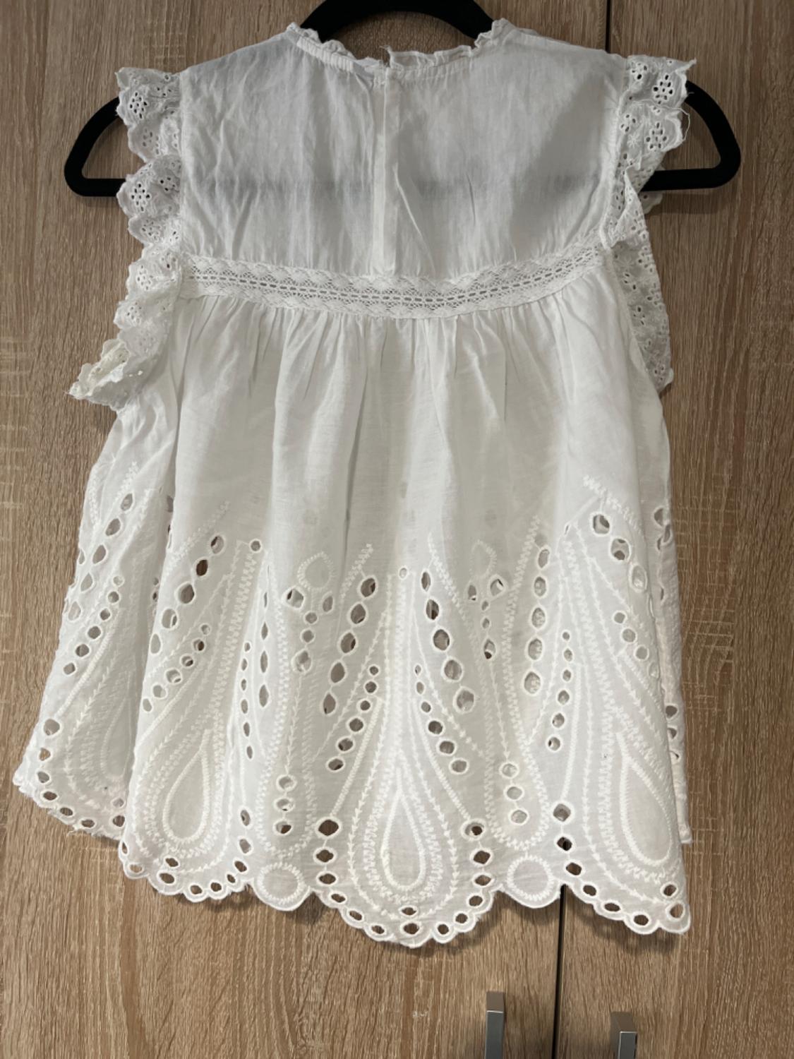 EMBROIDERED BLOUSE WITH PERFORATIONS - Image 4