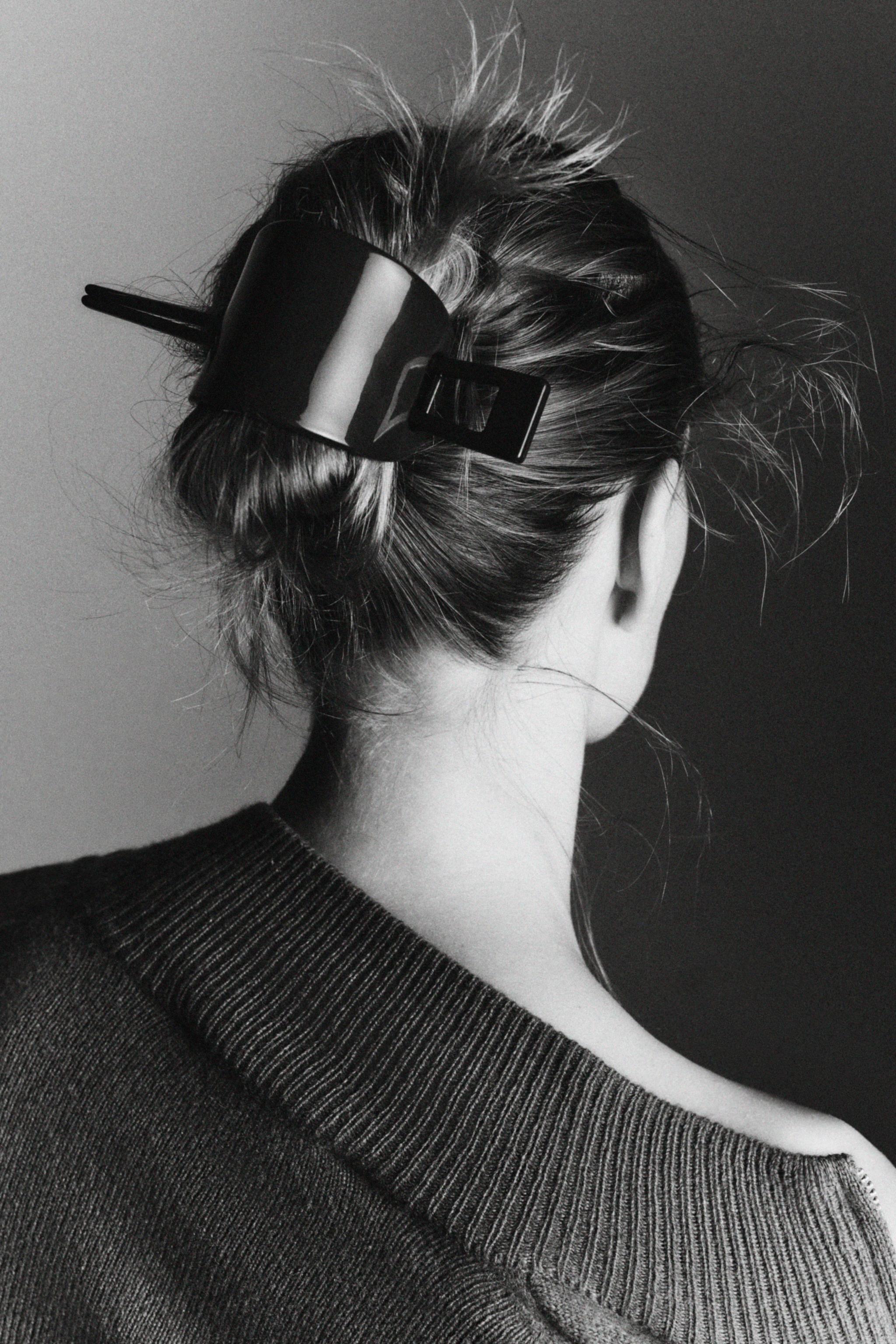ACETATE HAIR CLAW CLIP — Brown