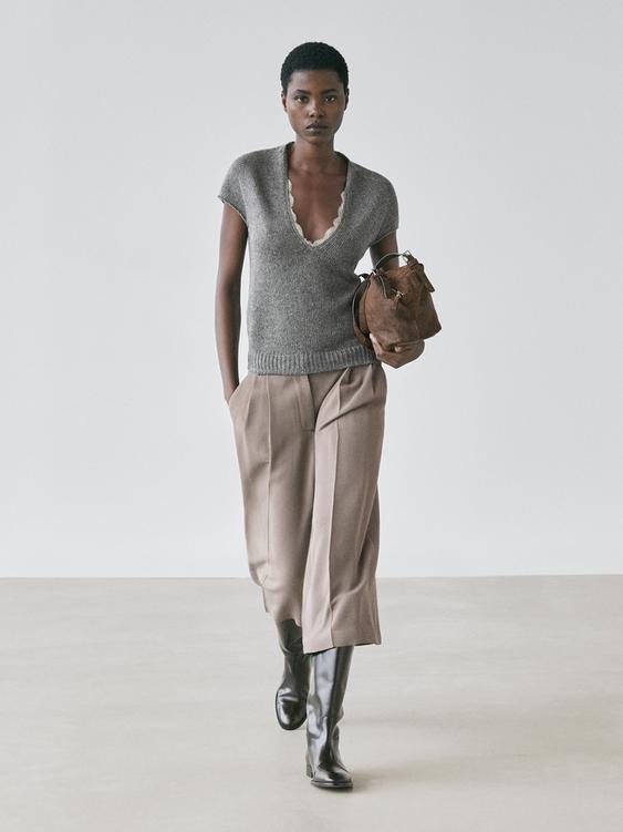 Short sleeve knit sweater with lace