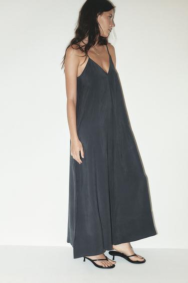 FLOWING MIDI DRESS - Black by Zara