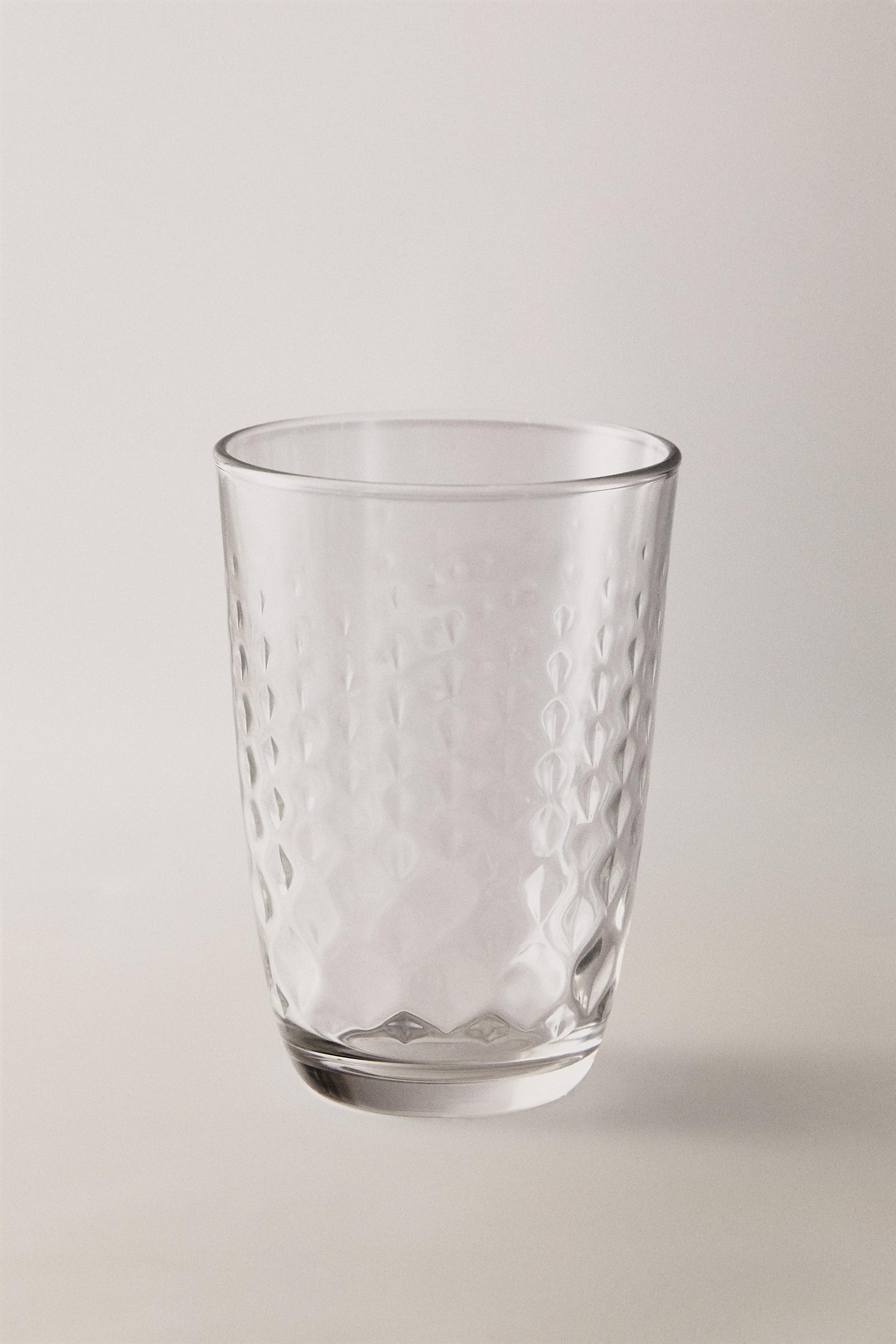 RAISED DESIGN TUMBLER