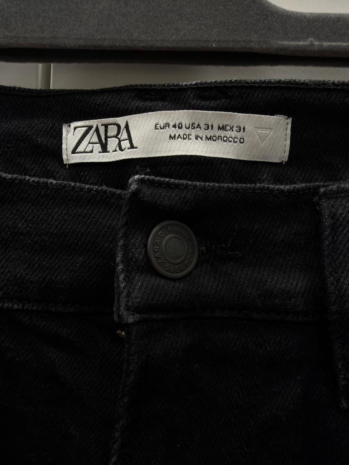 SLIM FIT JEANS - Image 3