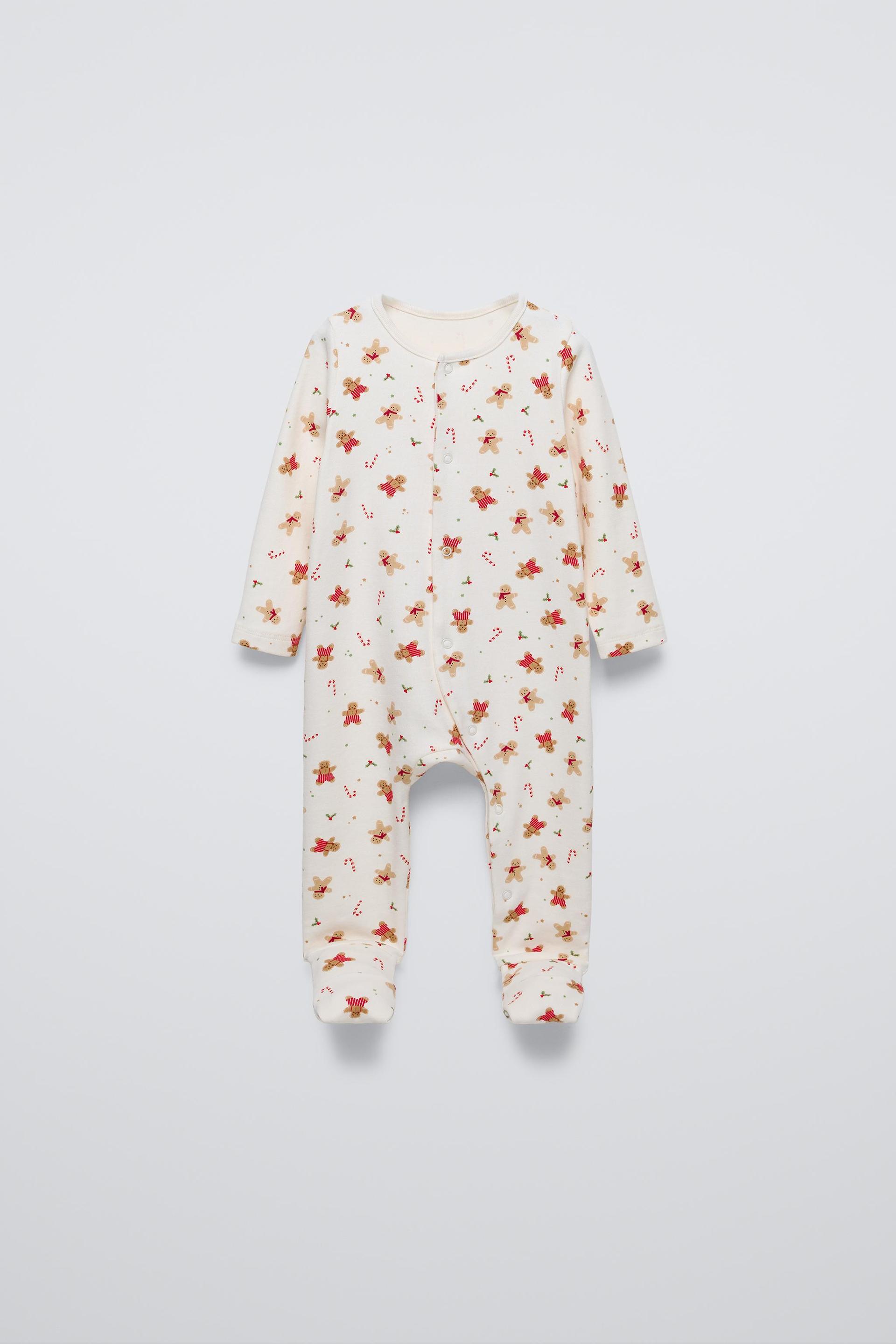 CONVERTIBLEFOOTEDPRINTSLEEPSUIT