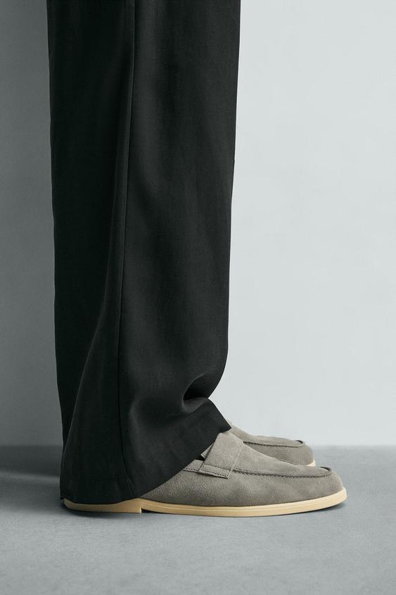 CASUAL LEATHER LOAFERS