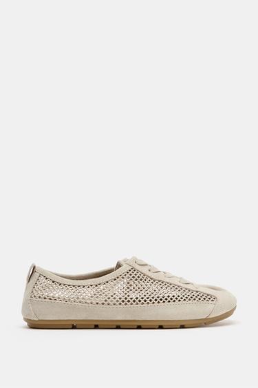 GIÀY THỂ THAO VẢI LƯỚI - Trắng Mờ từ Zara