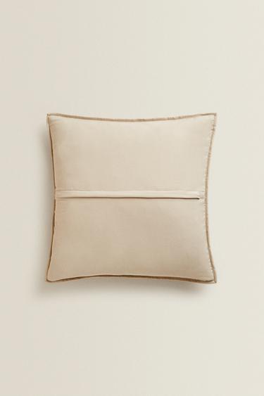 HOUSSE DE COUSSIN ÉDREDON MATELASSÉ POIS - Beige de Zara - Image 3