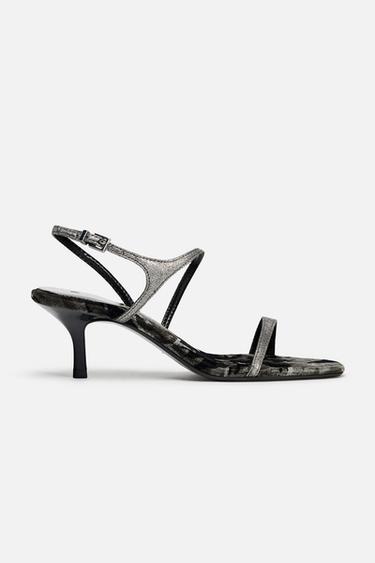 SANDALIA TACÓN DIBUJO TERCIOPELO - Plata de Zara