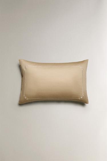 SATEEN PILLOWCASE WITH TRIM - Gold by Zara - Image 2